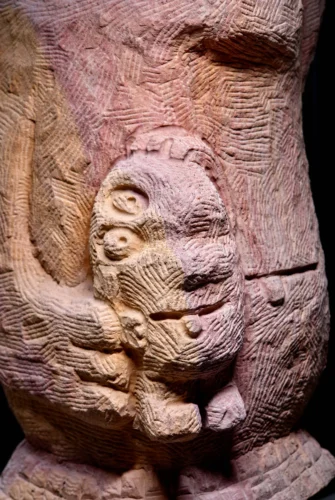 Stefan Rinck, The Descendant, 2020, Sandstone, 132 x 50 x 40 cm. Courtesy Newchild and the artist.