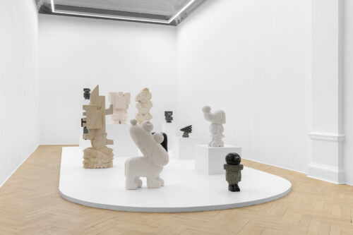 Installation view "The Four Seasons of My Soul" at Sorry We're Closed, Brussels, 17.01.-08.03.2025. Photo: Hugard & Vanoverschelde.