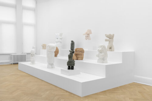 Installation view "The Four Seasons of My Soul" at Sorry We're Closed, Brussels, 17.01.-08.03.2025. Photo: Hugard & Vanoverschelde.