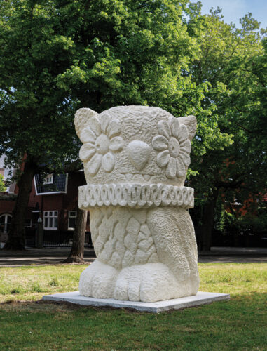 The Owl of Life, 2025, Limestone, 270 x 150 x 135 cm. Courtesy of Artzuid, Amsterdam, Sorry We're Closed, Brussels and the artist.
