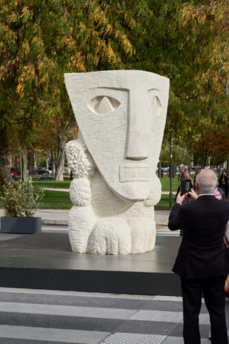 Stefan Rinck, 2025, Camarilla in Disguise, Limestone, 295 x 170 x 200 cm. Instalaltion at Art Basel Paris 2025, Grand Palais. © Graysc. Courtesy Semiose, Paris and the artist.